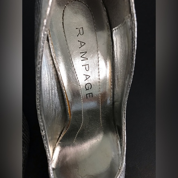 Rampage Silver “Nicki” Heels Size 8 - Picture 7 of 7